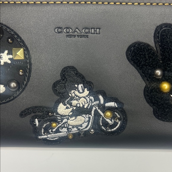 NWOT Coach x Disney Mickey Mouse Limited Edition Zip Around Wallet and Box - Picture 4 of 13